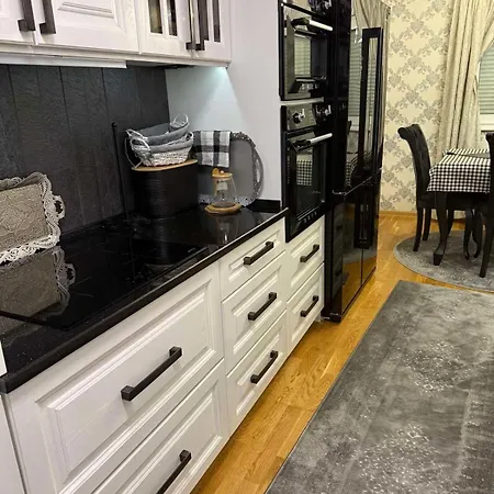 Luxury Heaven アパート Vogošća