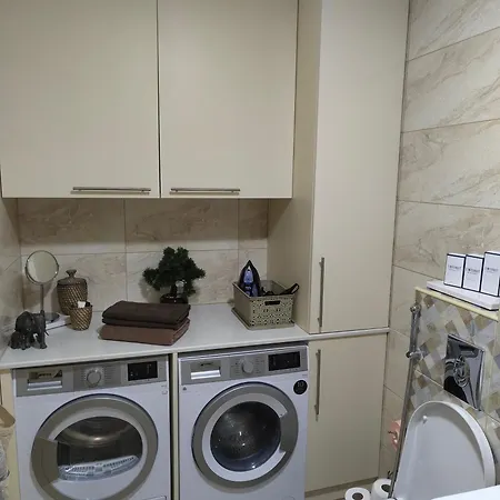 アパート Luxury Heaven *